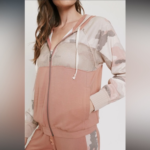 23. Mystree Camouflage Jacket & Jogger Set  Rose Coral NWT - Picture 5 of 13